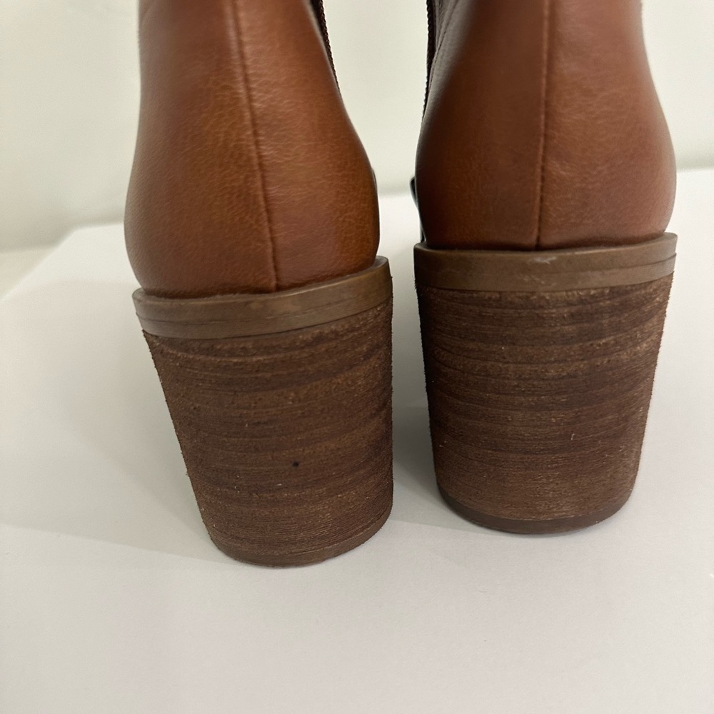 Zodiac Lovie Boot Size 10 color Cognac - Picture 7 of 12